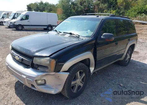 2005 Chevrolet Trailblazer Lt z USA, uszkodzony, nr VIN 1GNDT13S752355228